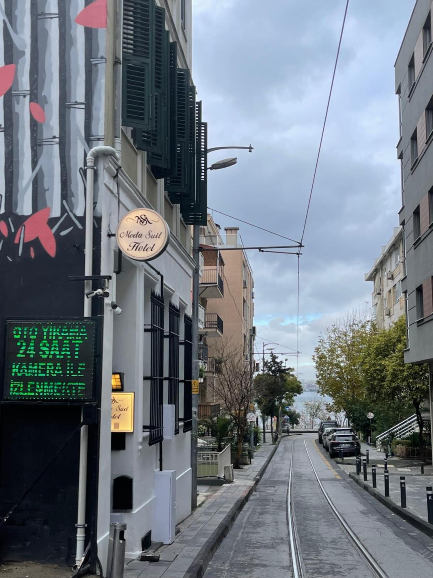 Es Moda Istanbul Luaran gambar