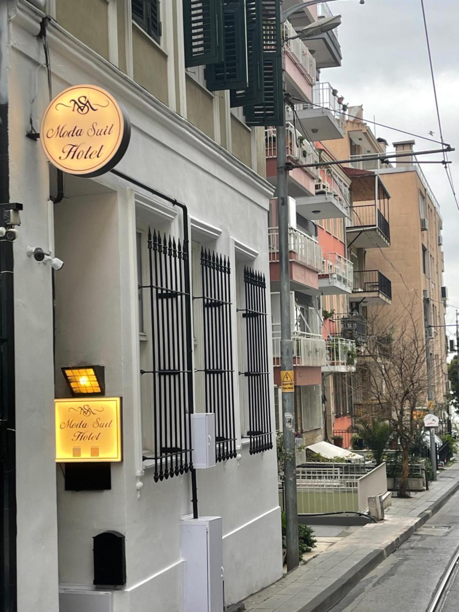 Es Moda Istanbul Luaran gambar